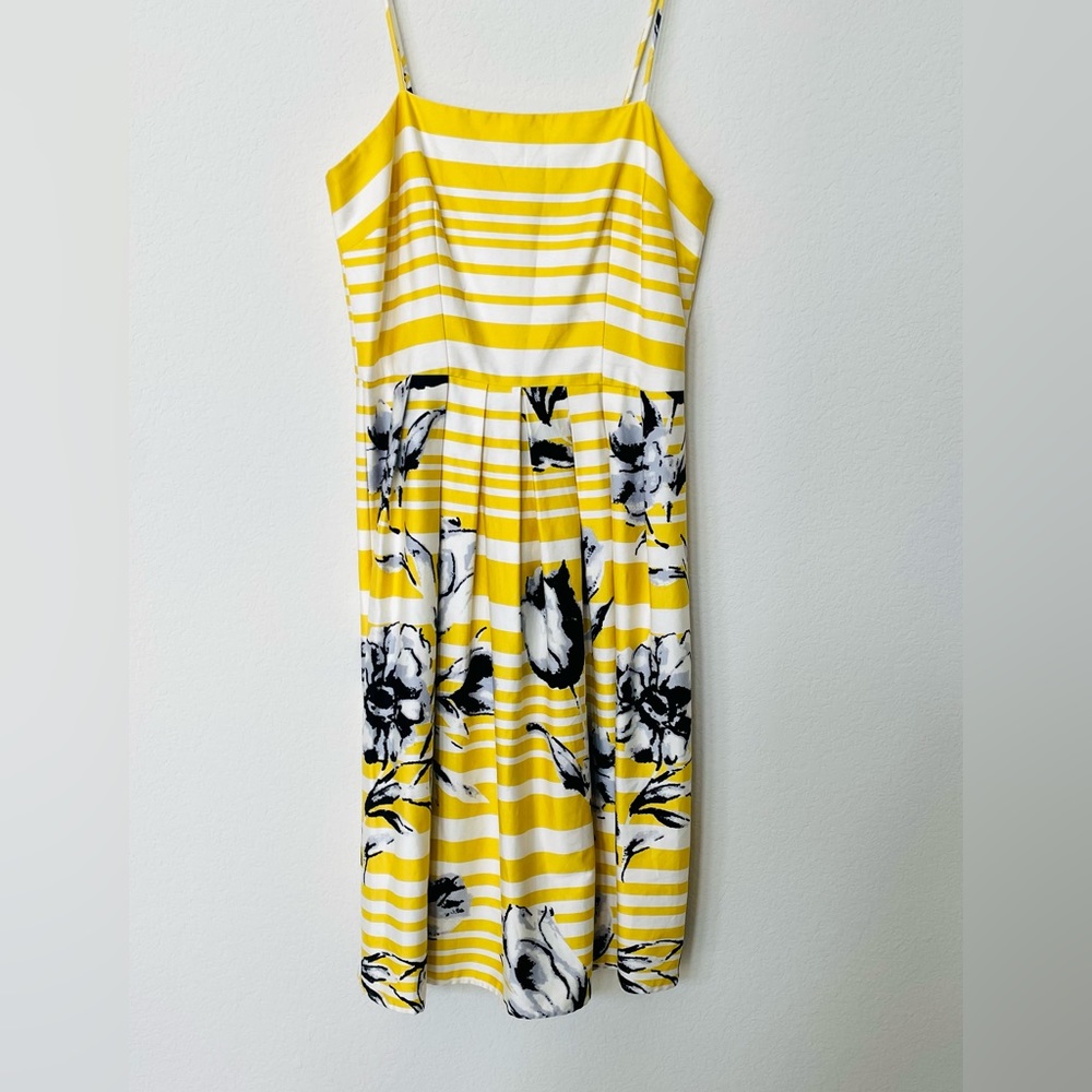Jessica Howard Beautiful Summer Dress Size 6- Excellent Cindition